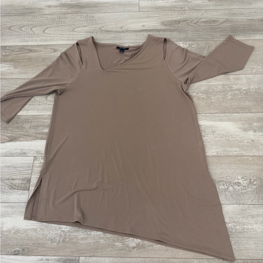 Alfani Taupe Cold-Shoulder V-Neck Tunic Top